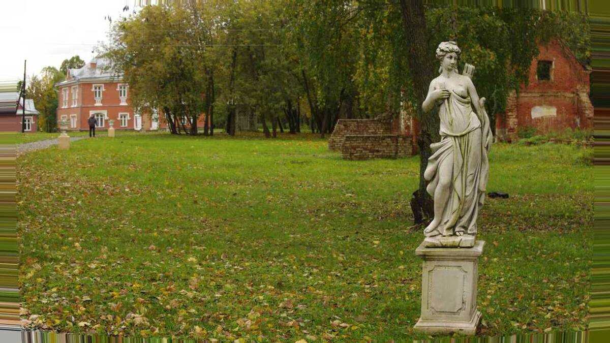 Афиша В усадьбы Пашковых и Жомини