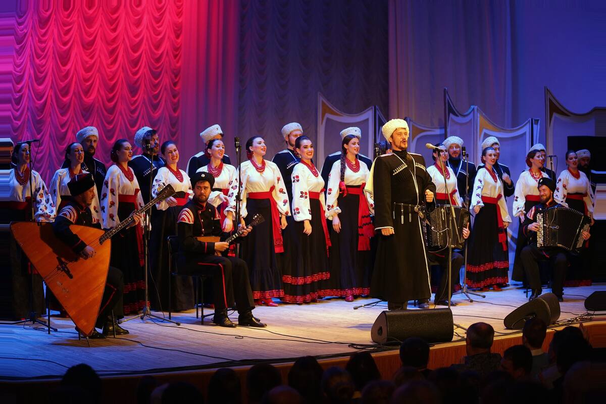 Афиша Кубанский казачий хор