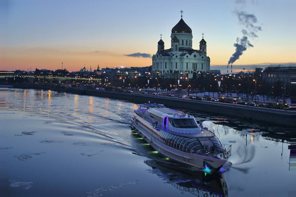 Афиша Обзорный круиз по Москве-реке