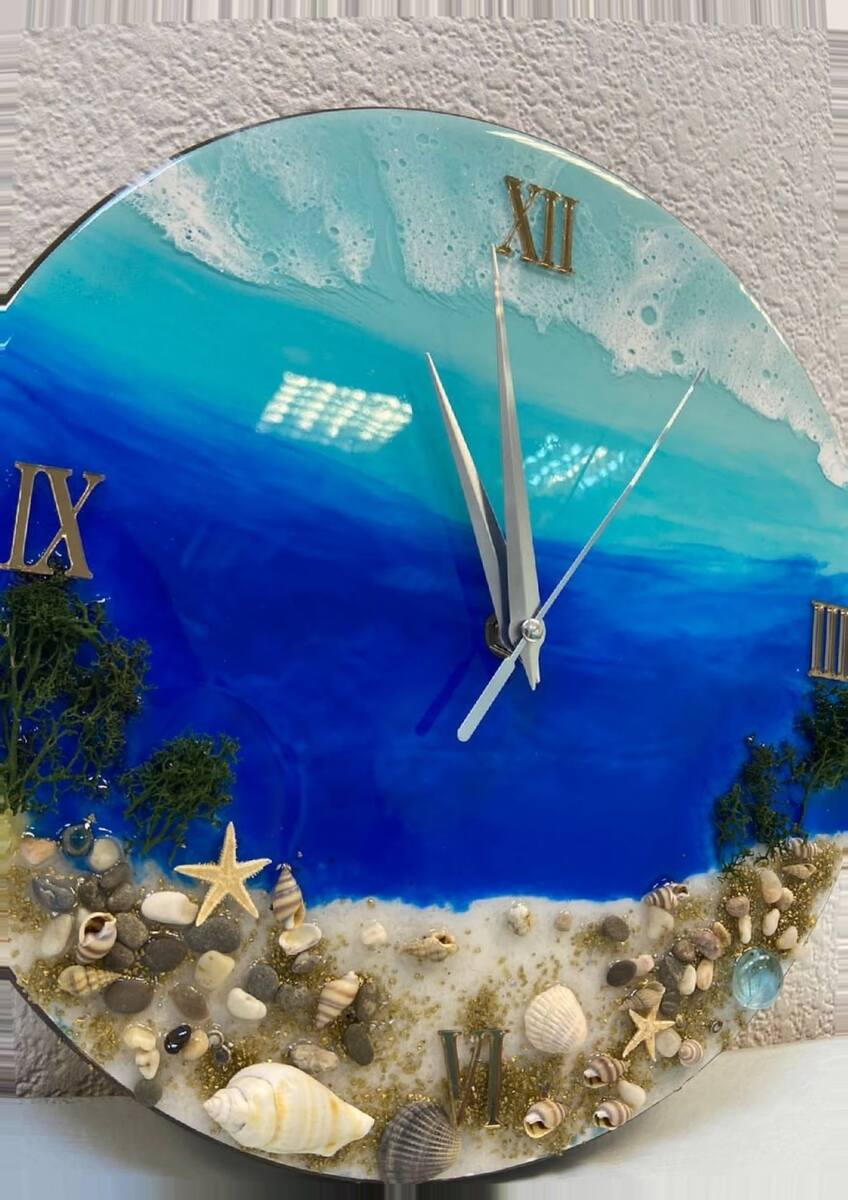 Афиша Часы в технике Rezin Art «Море»