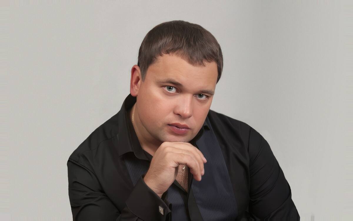 Афиша Олег Голубев