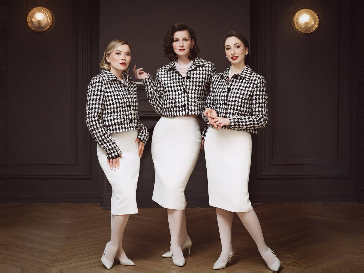 Афиша Retro Cover Girls